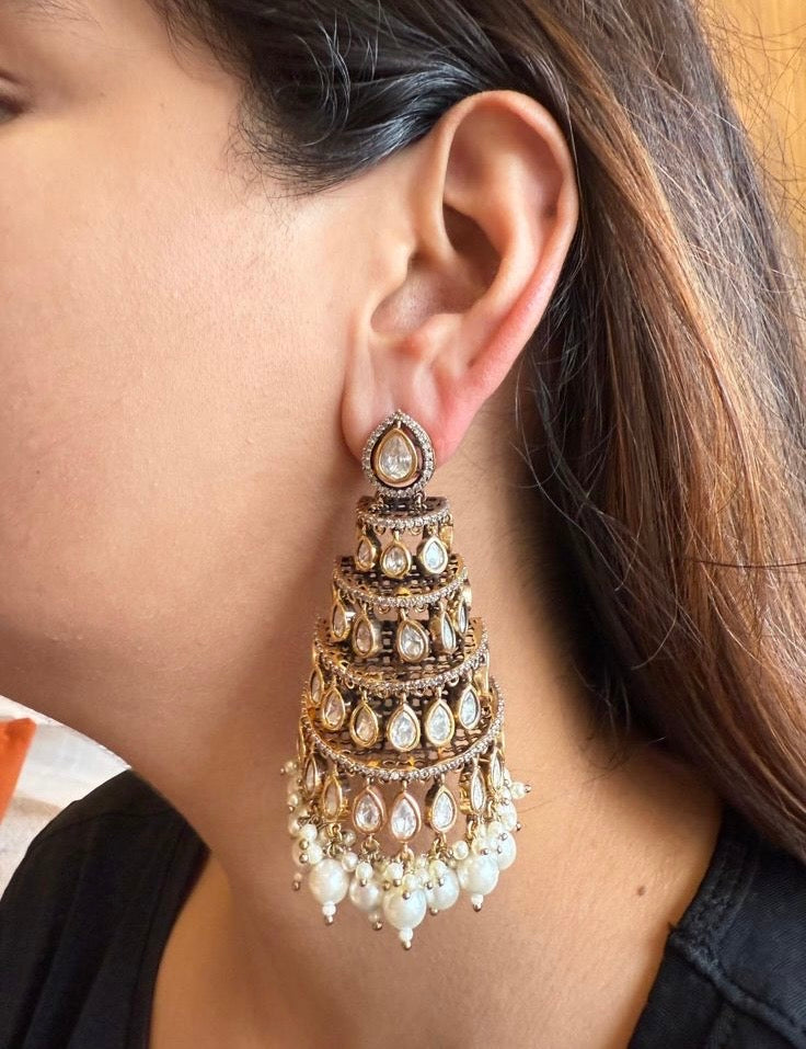 Zayra Polki Earring (White)