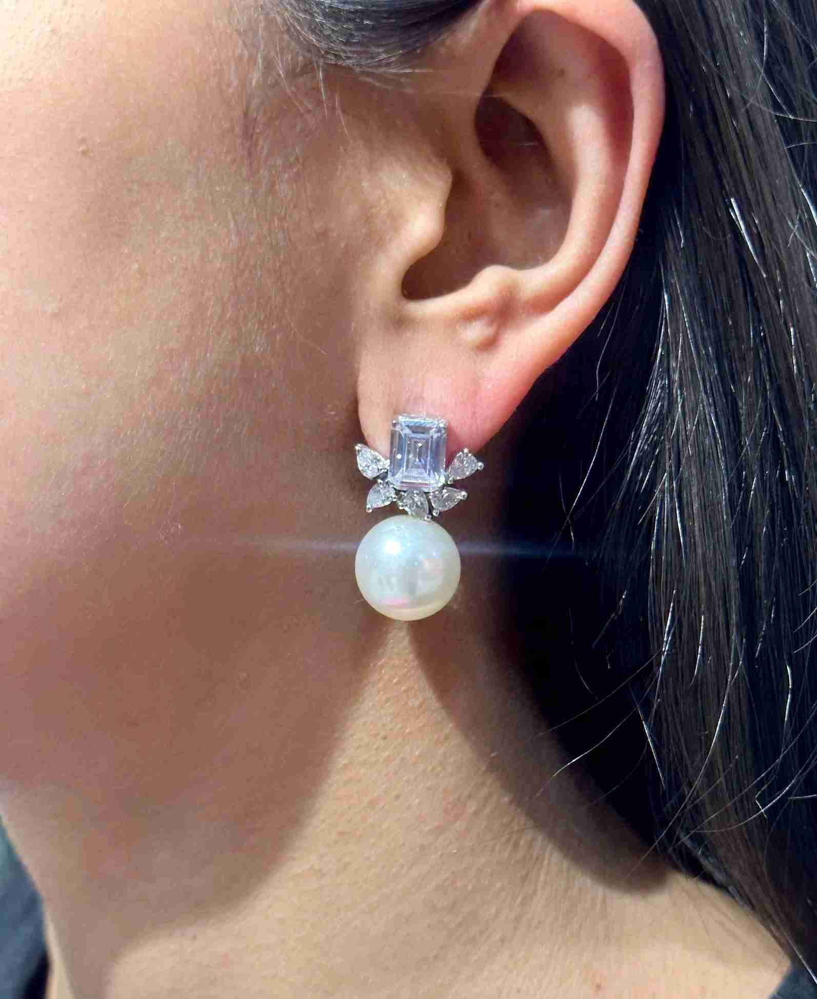 LUCIA SILVER PEARL STUDS image 0