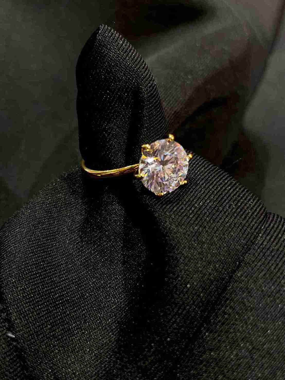DORA SOLITAIRE GOLD RING image 0