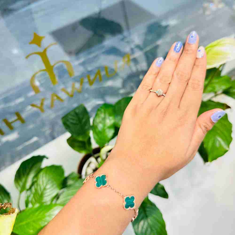 VANCLEEF GREEN TENNIS BRACELET image 0