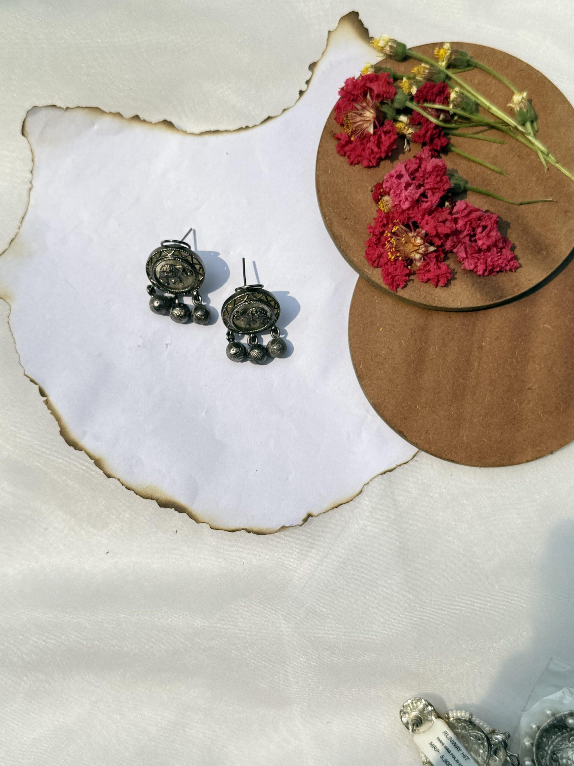 Yukti Earrings image 0