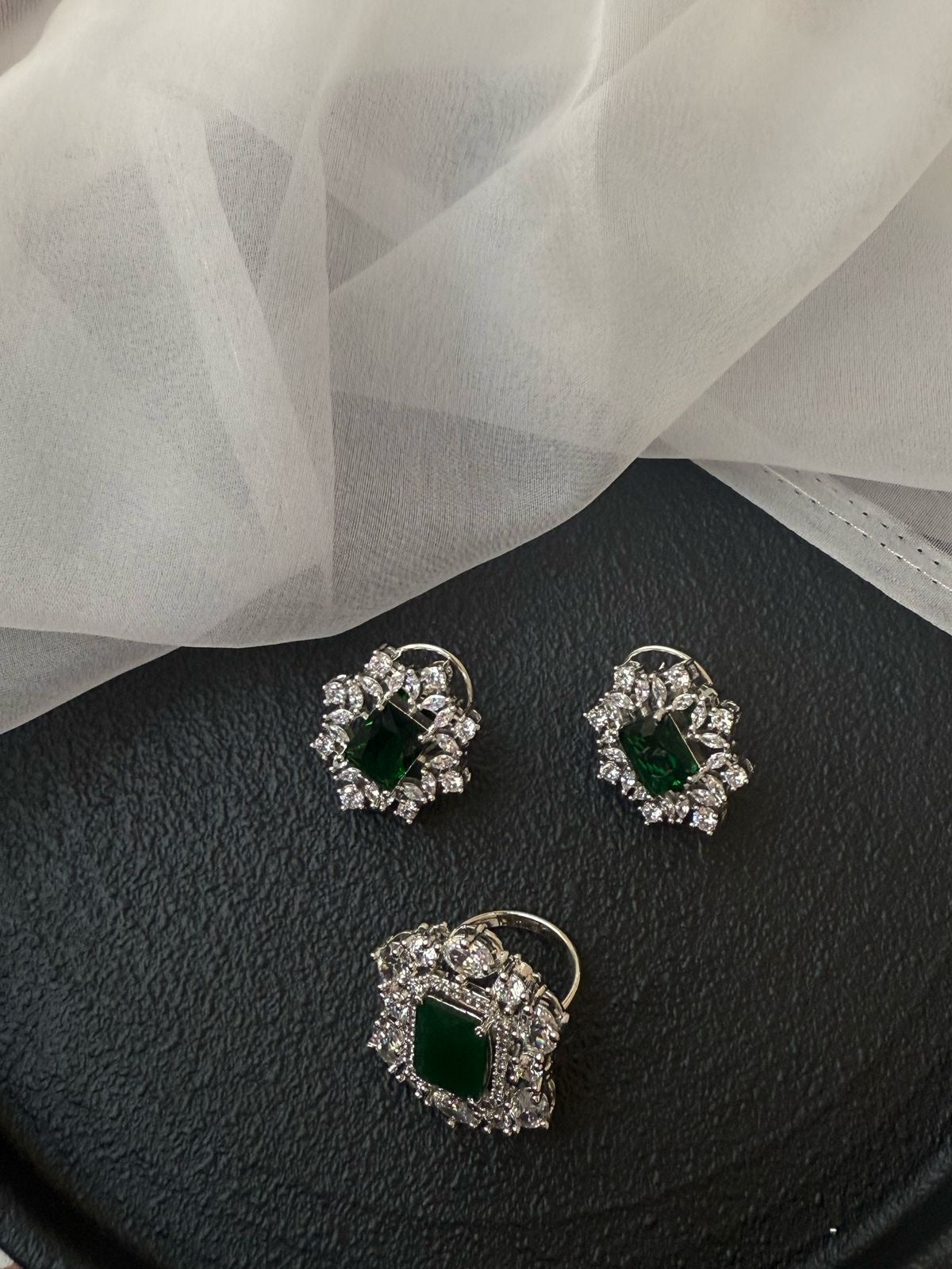 Earrings + Ring image 0