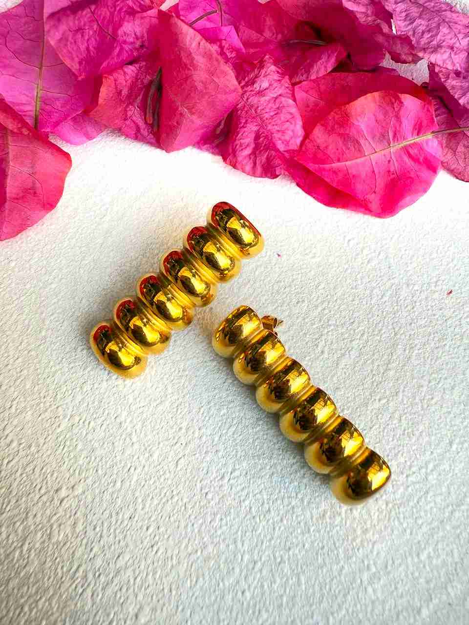 WORM LONG EARRING image 0