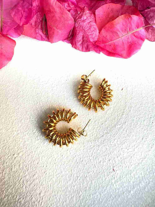 WIRE HOOPS image 0