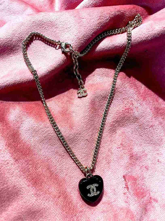 CHANEL CHAIN image 0