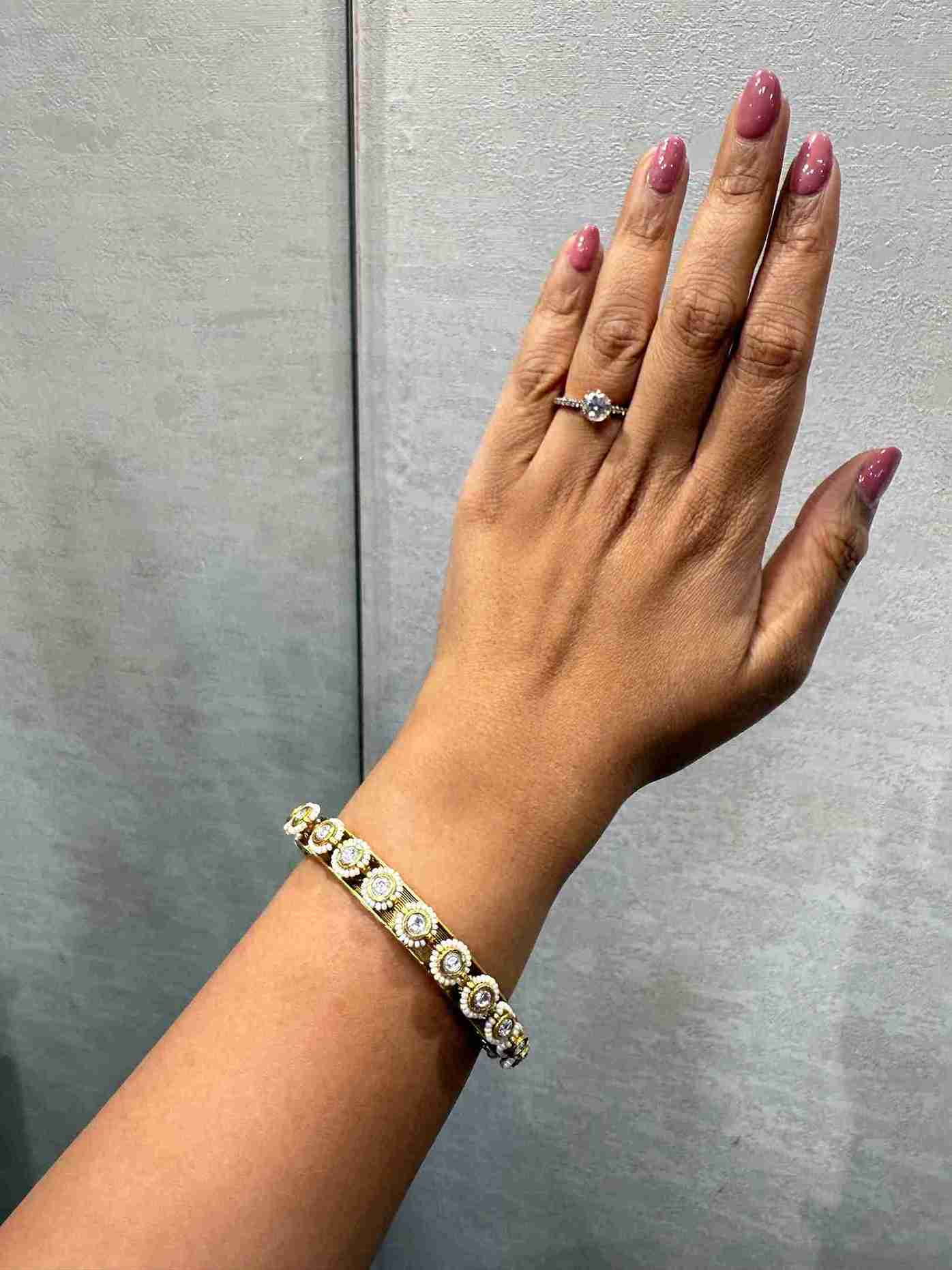 MOTICHOOR BANGLE image 0