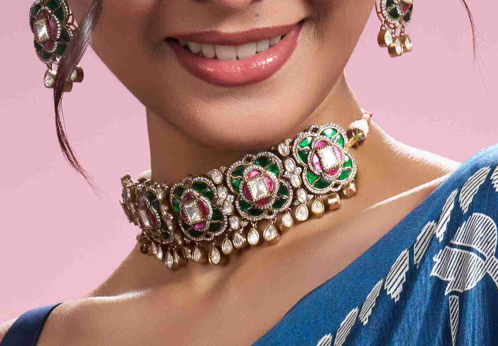 GULMOHAR CHOKER