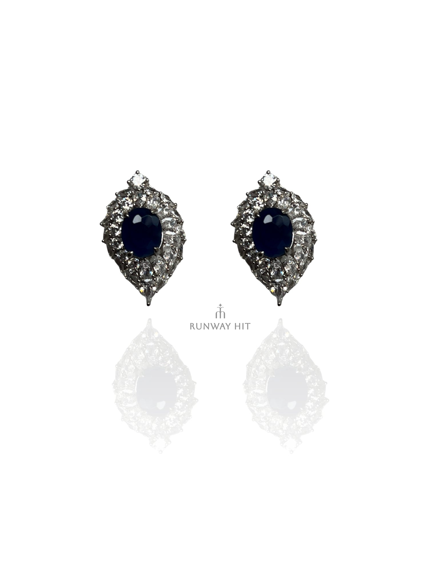 NITA BLUE STUD