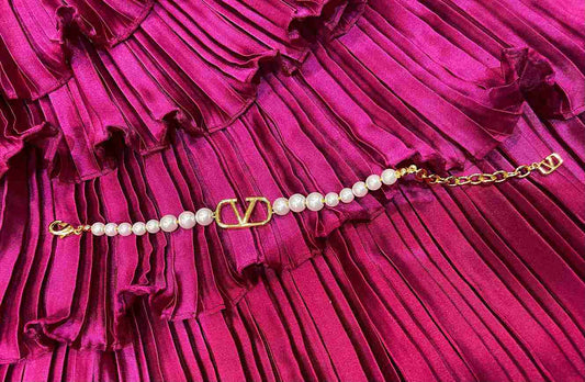 VALENTINO PEARL BRACELET image 0