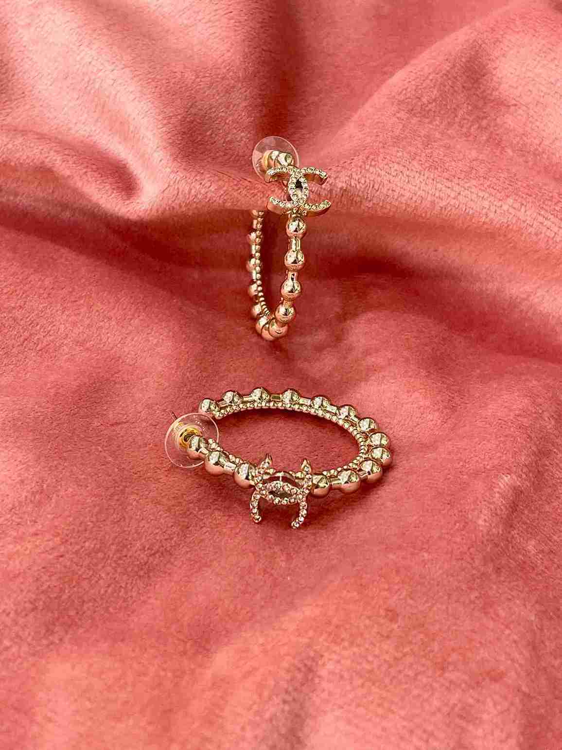CHANEL HOOPS image 0