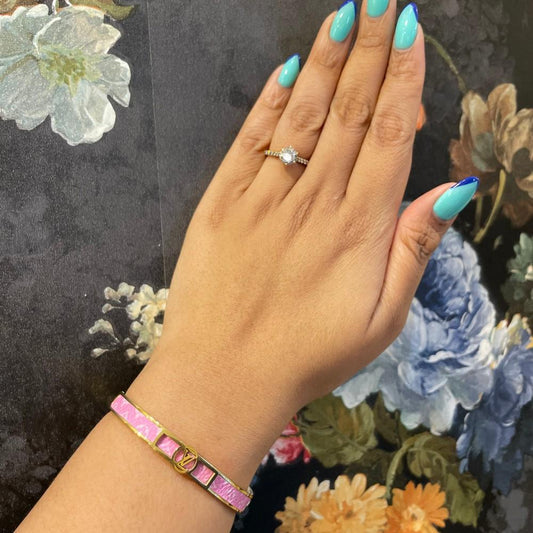 LV PINK COVER LEATHER BRACELET image 0