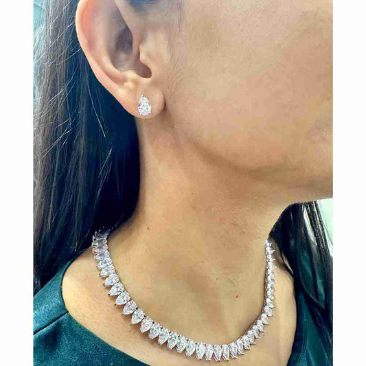 Drop Shape Diamond Set image 0