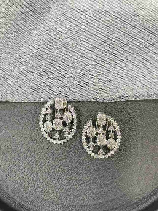 KANIKA STUD image 0
