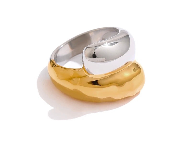 LISA GOLD WITH SILVER RING image 1