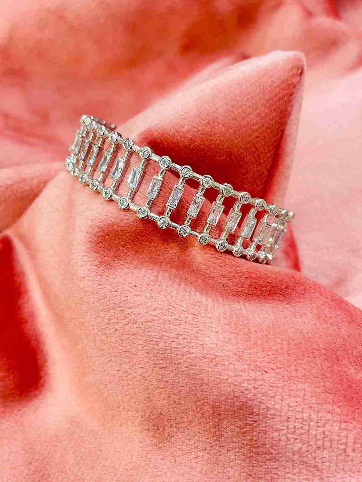 1 AMELIA SILVER BRACELET image 0