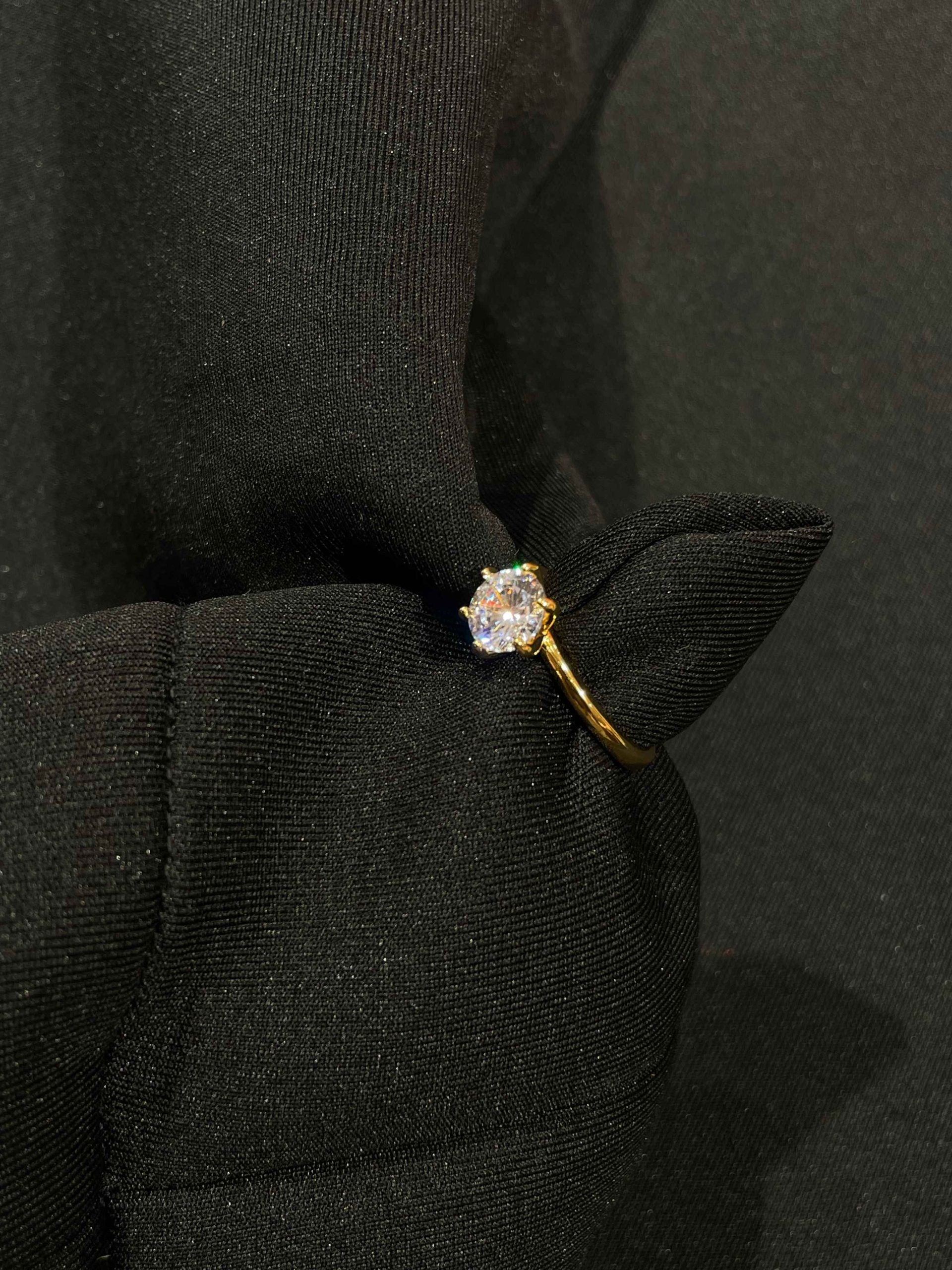 EMERY MINI SOLITAIRE GOLD RING image 0