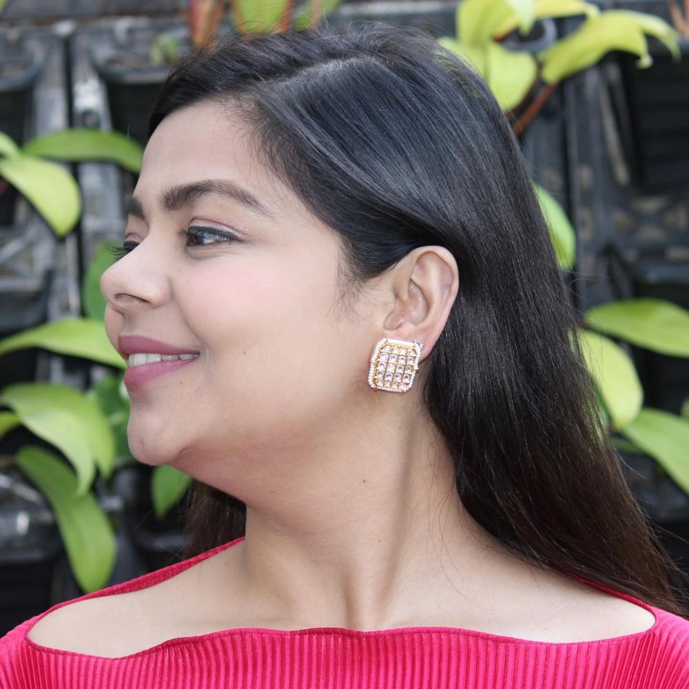 Arushi Kundan Studs image 2