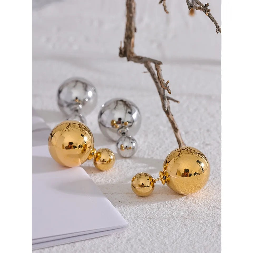 DOUBLE SIDED STUDS (gold/silver) image 2