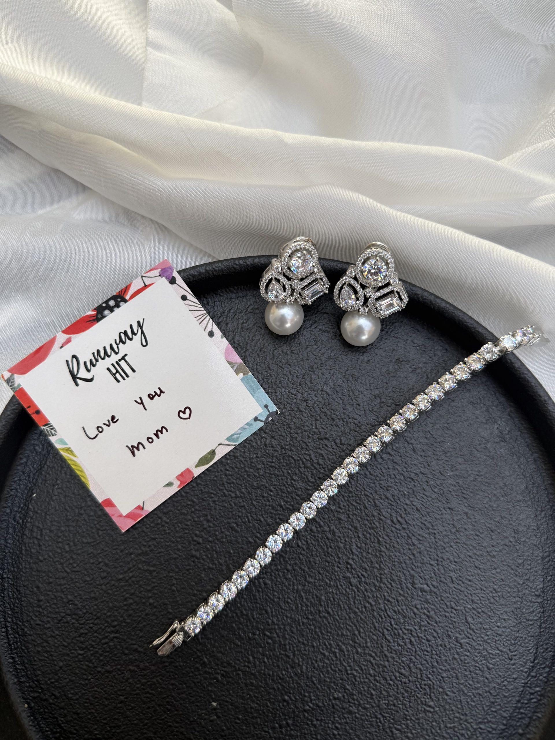 Tennis Bracelet + Earings image 0