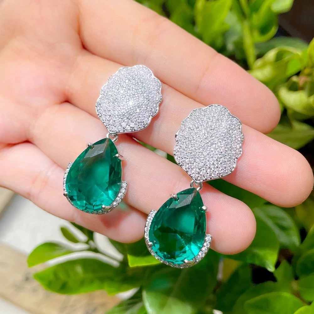 CRYSTAL MESH DROP EARRING image 1