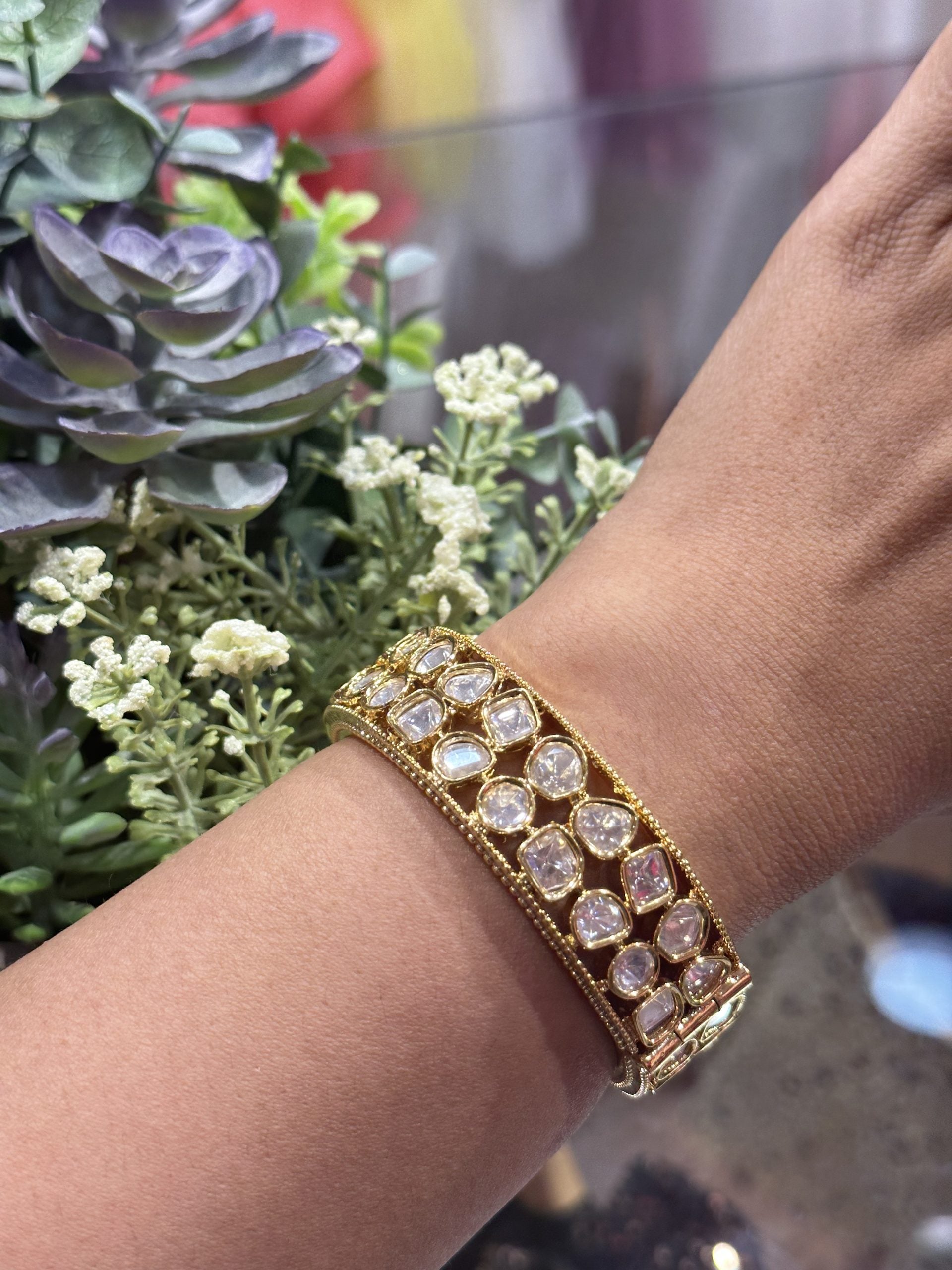 SIARA KUNDAN POLKI BANGLES image 0