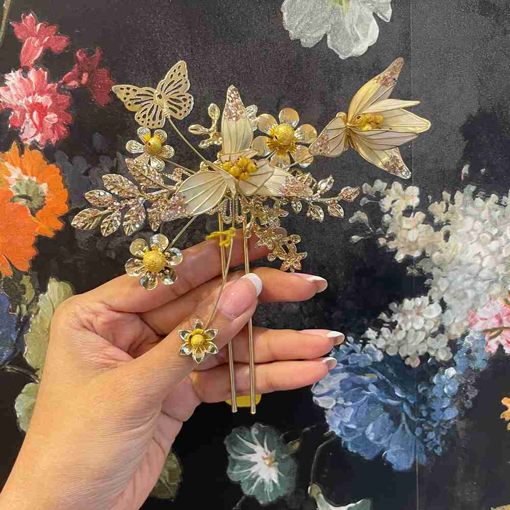 Penelope Stick image 0