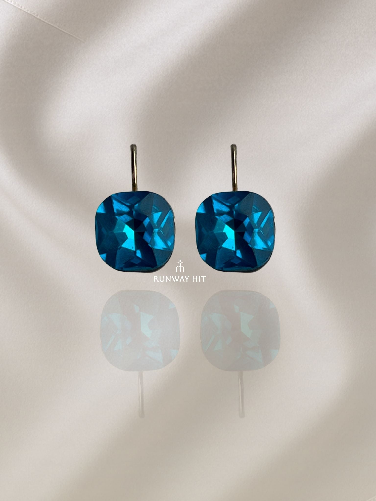 BLUE 92.5 SILVER & SWAROVSKI EARRING
