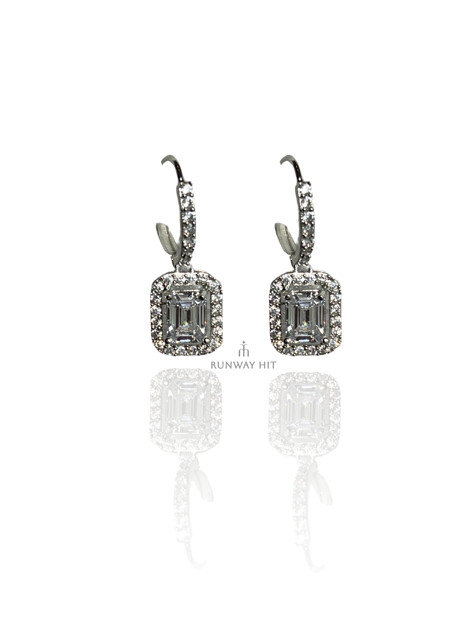 BAGUETTE DROP PURE SILVER EARRING