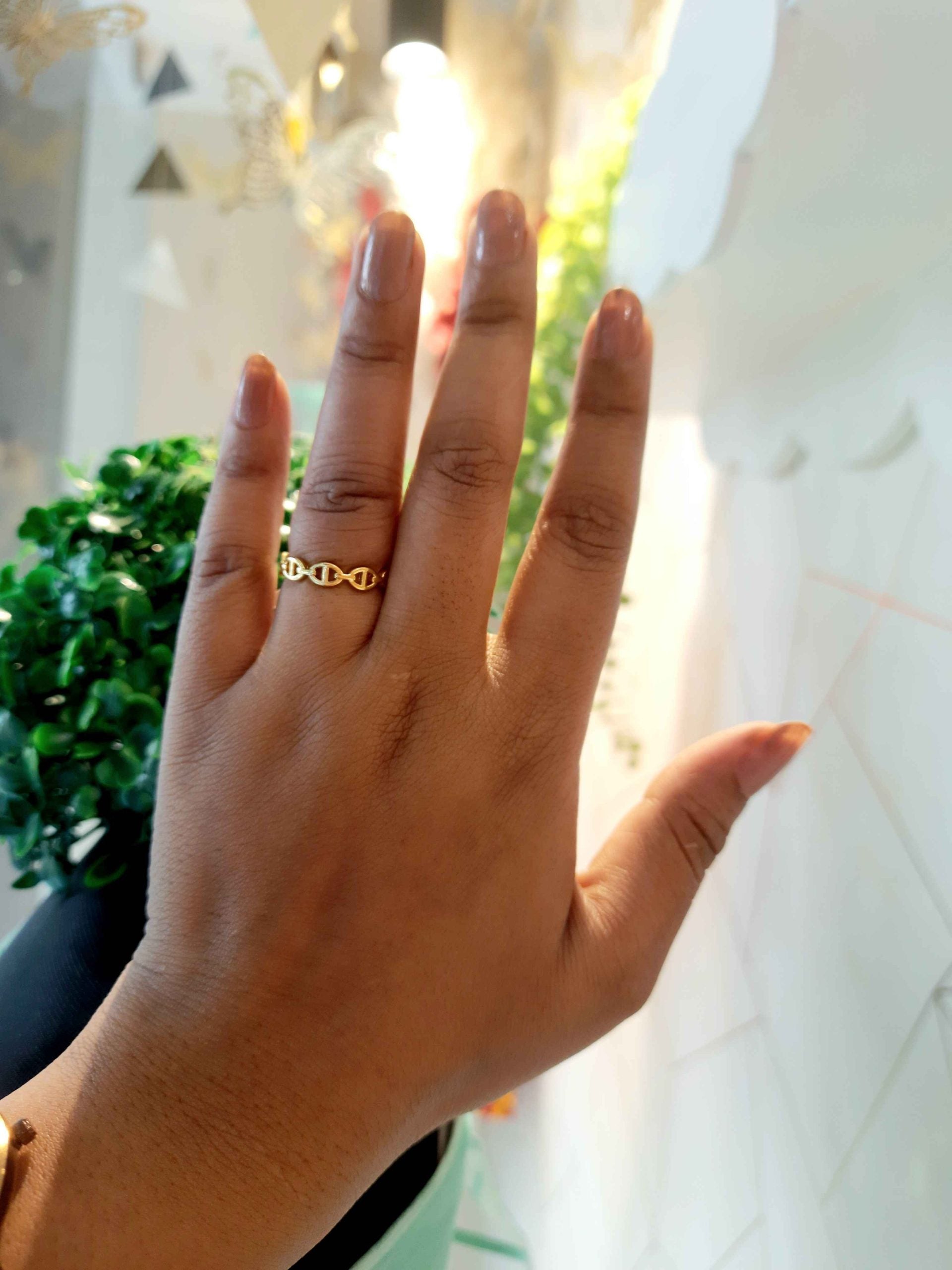 Ginelle Minimal Ring image 0