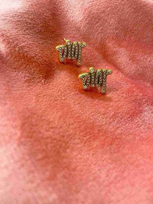 DIOR STUD image 0