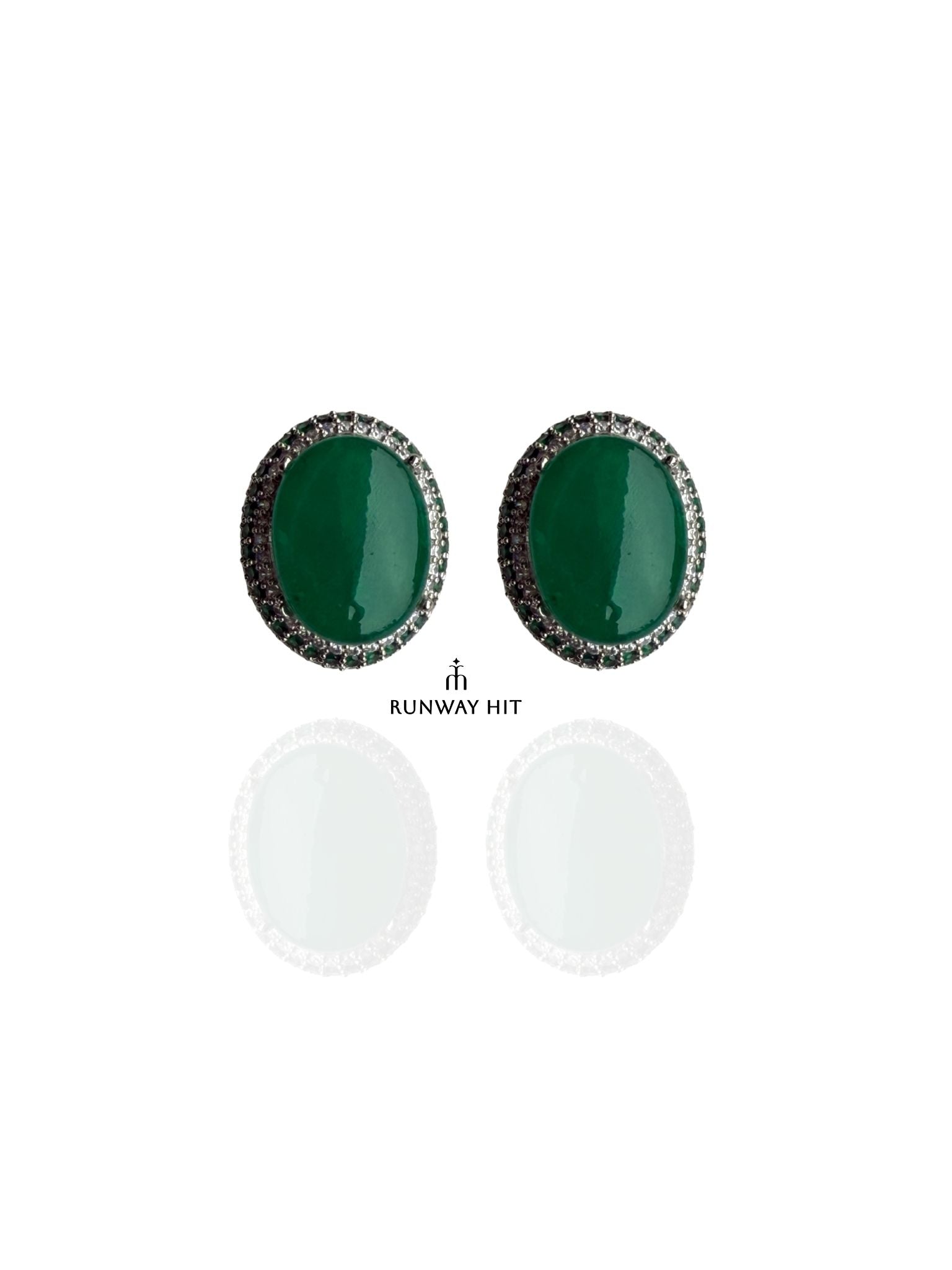 ACE EMERALD STUD