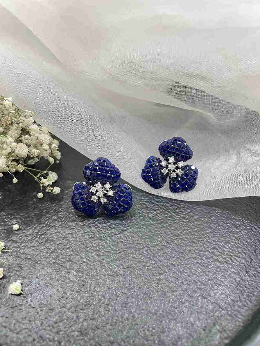 BLUE PATEL STUD image 0