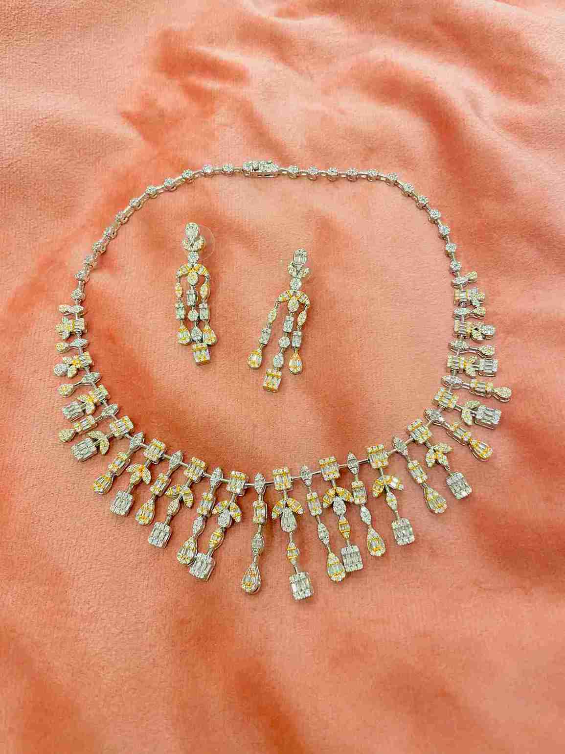 MAHLAH DIAMOND SET image 0