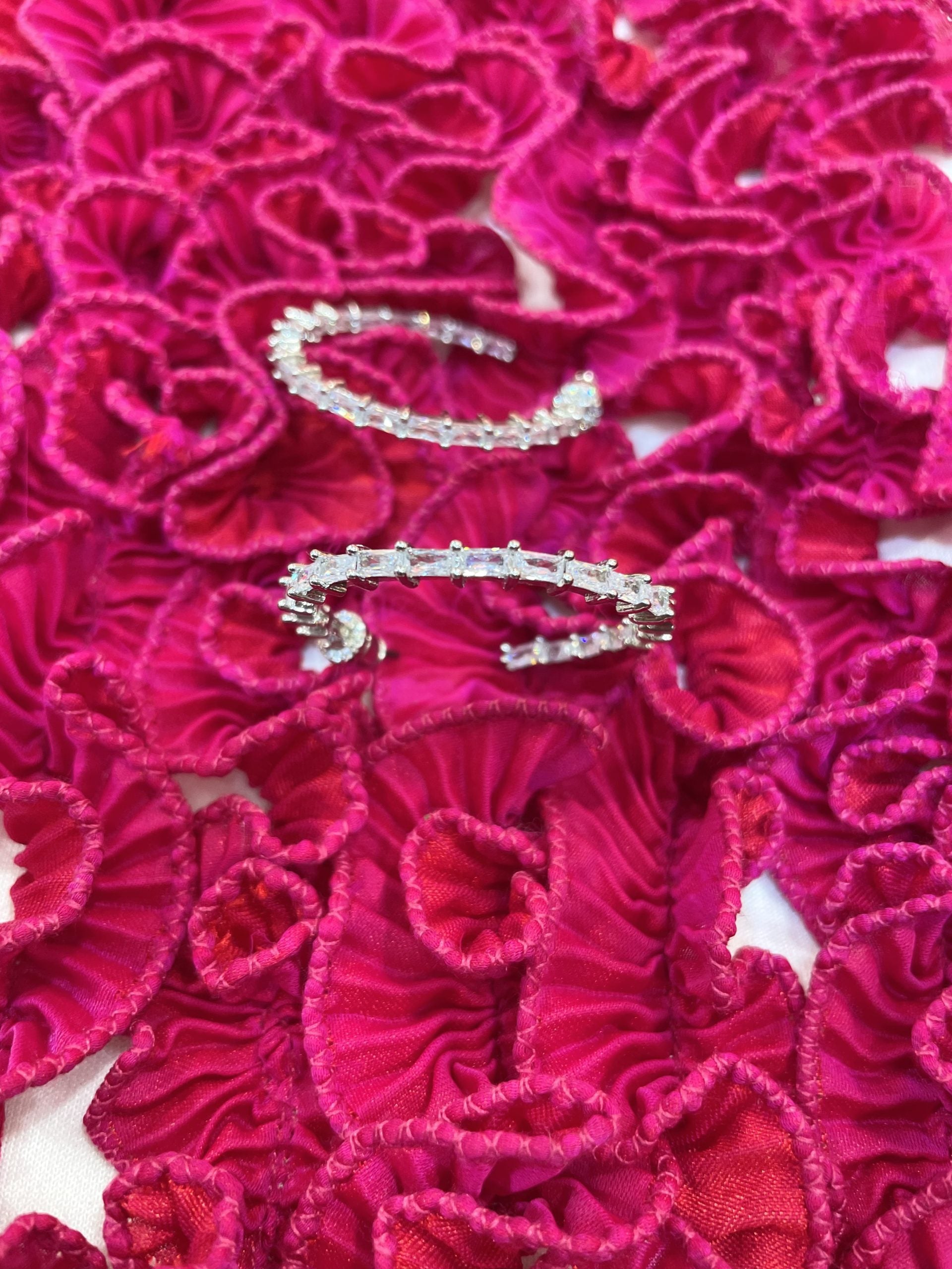 Hilda Hoop image 1
