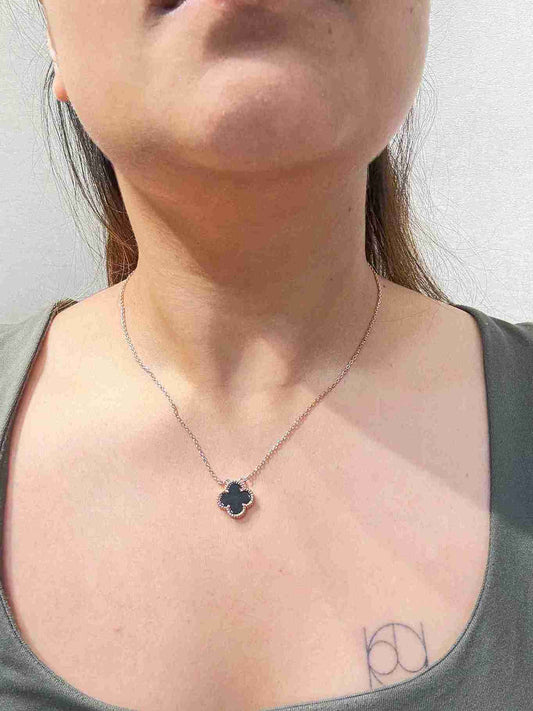 VANCLEEF BLACK PENDENT image 0