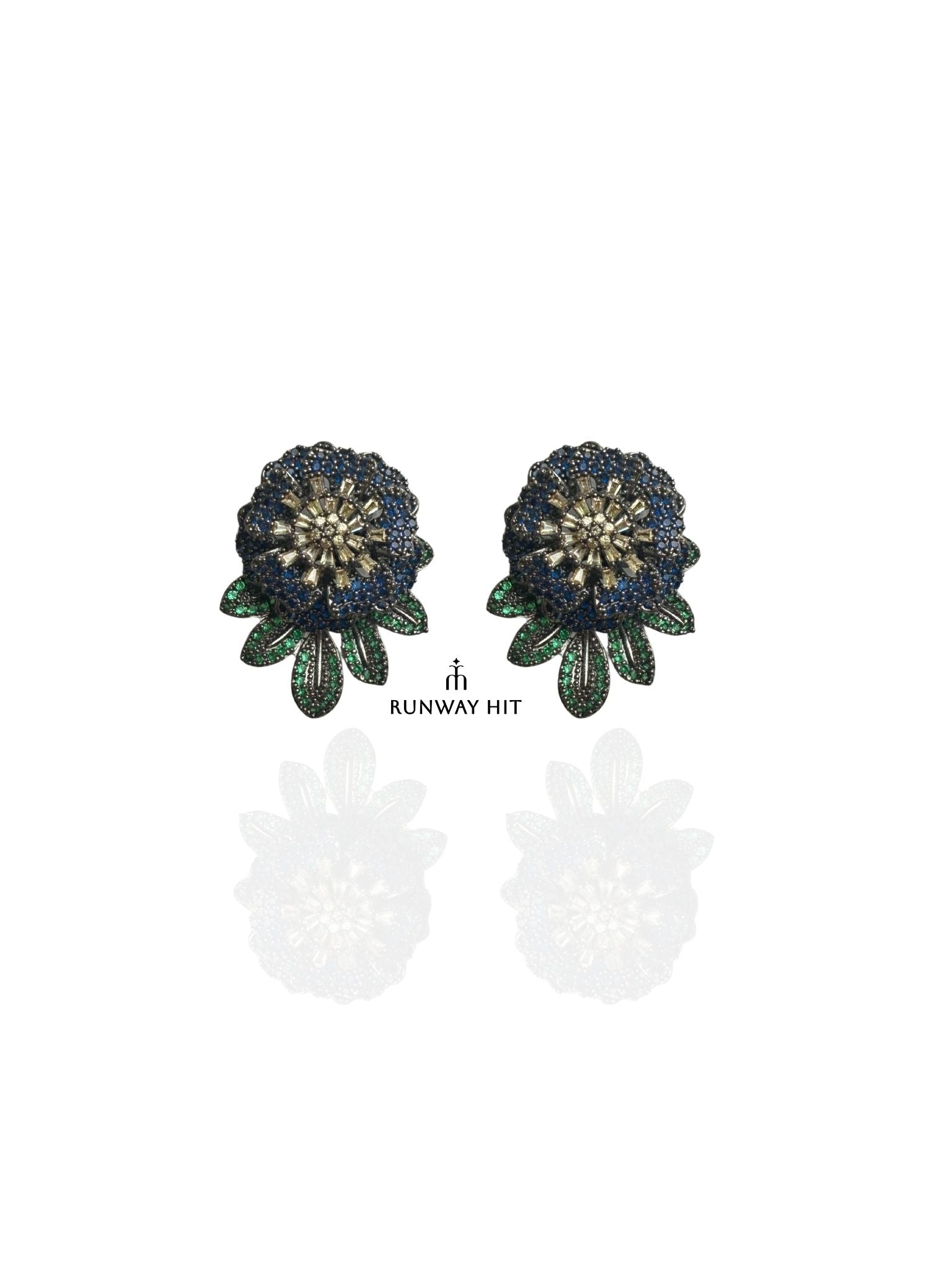 LUCY BLUE ROSE STUD