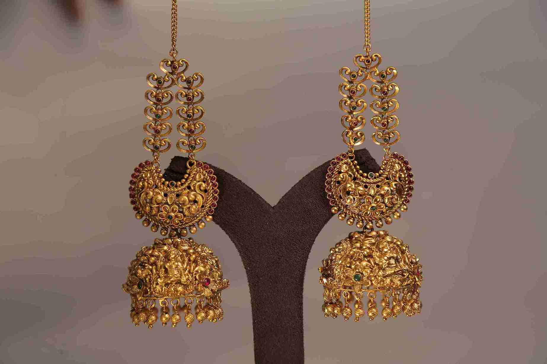 Savitri Gold Jhumka image 0