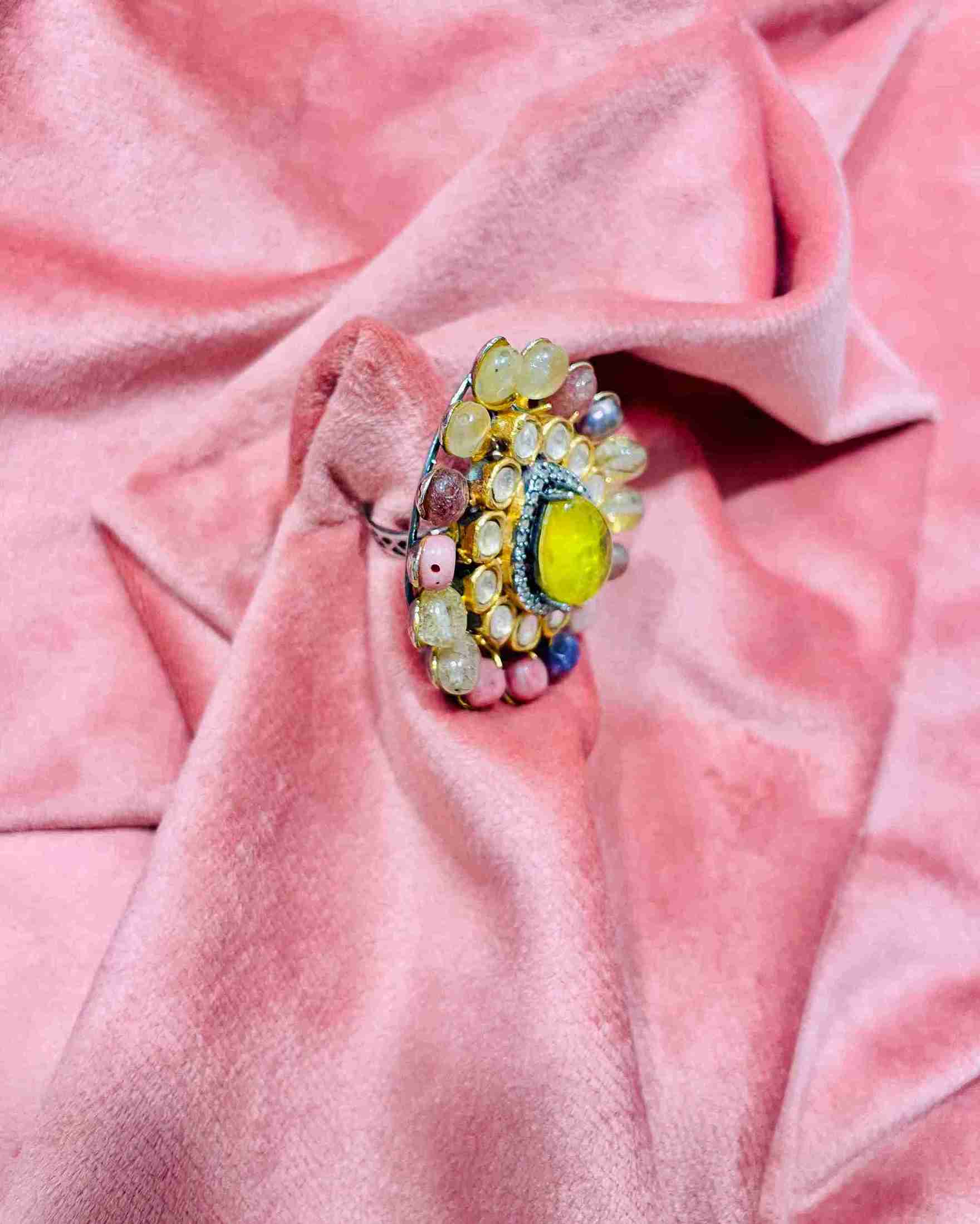 SURVI YELLOW RING image 0