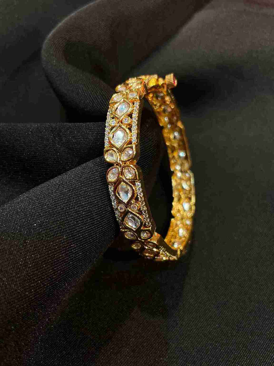 SUHANI BANGLE image 0