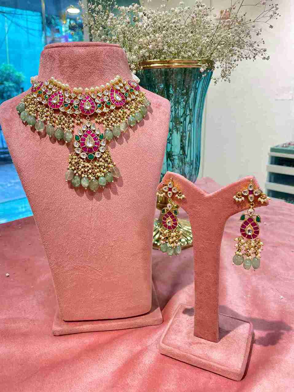 PALLAVI KUNDAN NECKLACE SET image 0