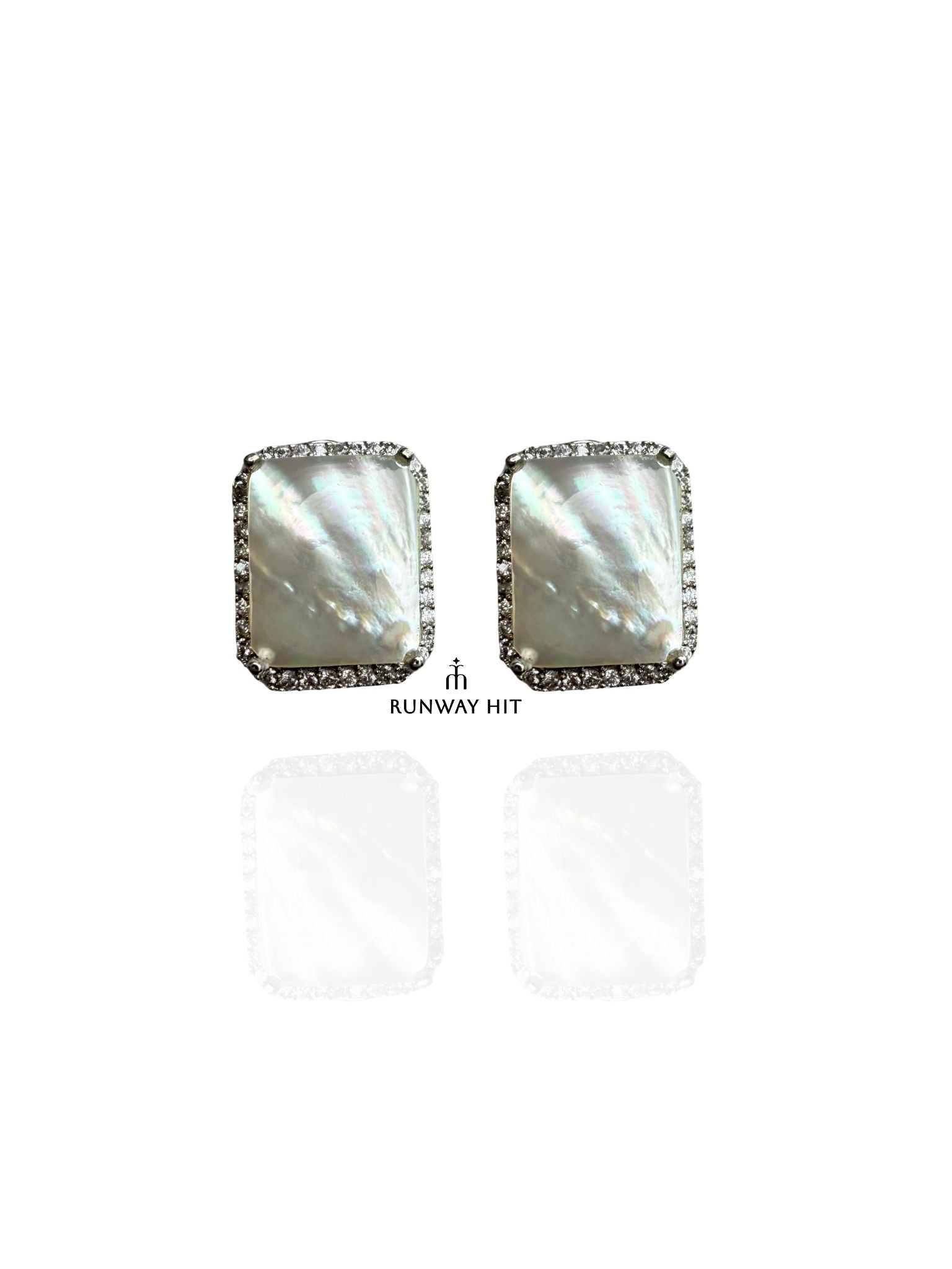 ANASTASIA MOTHER OF PEARL STUD