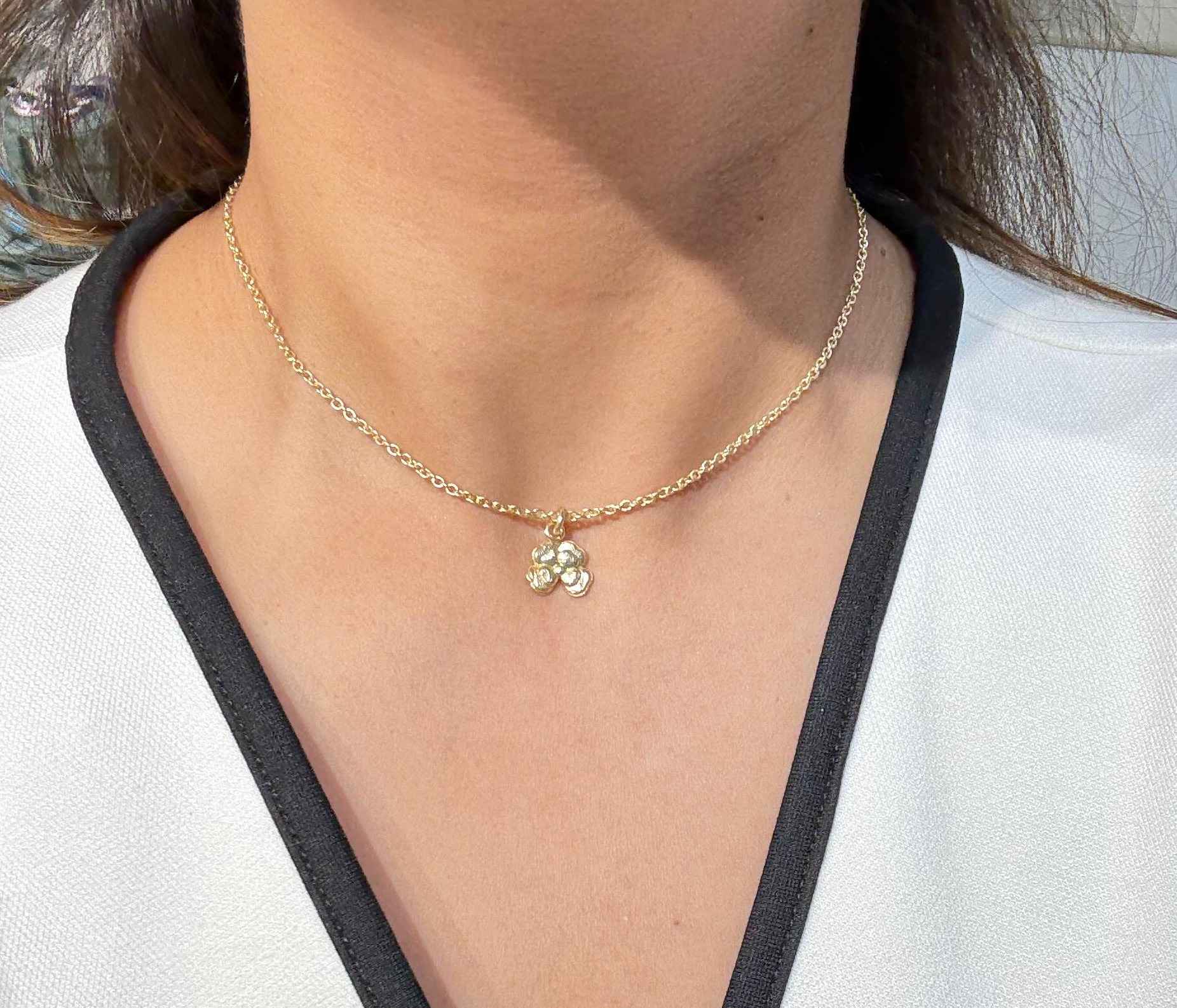 WILMA FLOWER PENDENT image 0