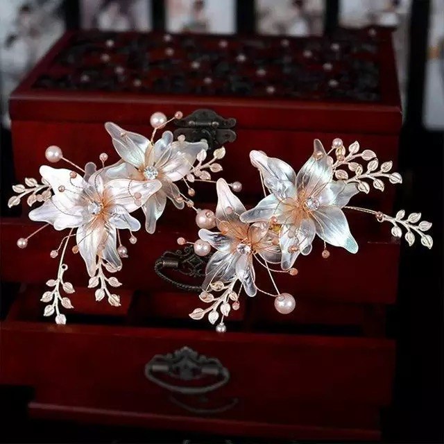 Anastasia Grip image 0