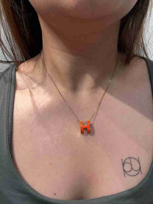 HERMES ORANGE PENDENT image 0