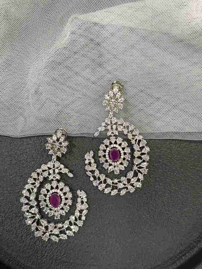 DIANA RUBY DIAMOND EARRING image 0