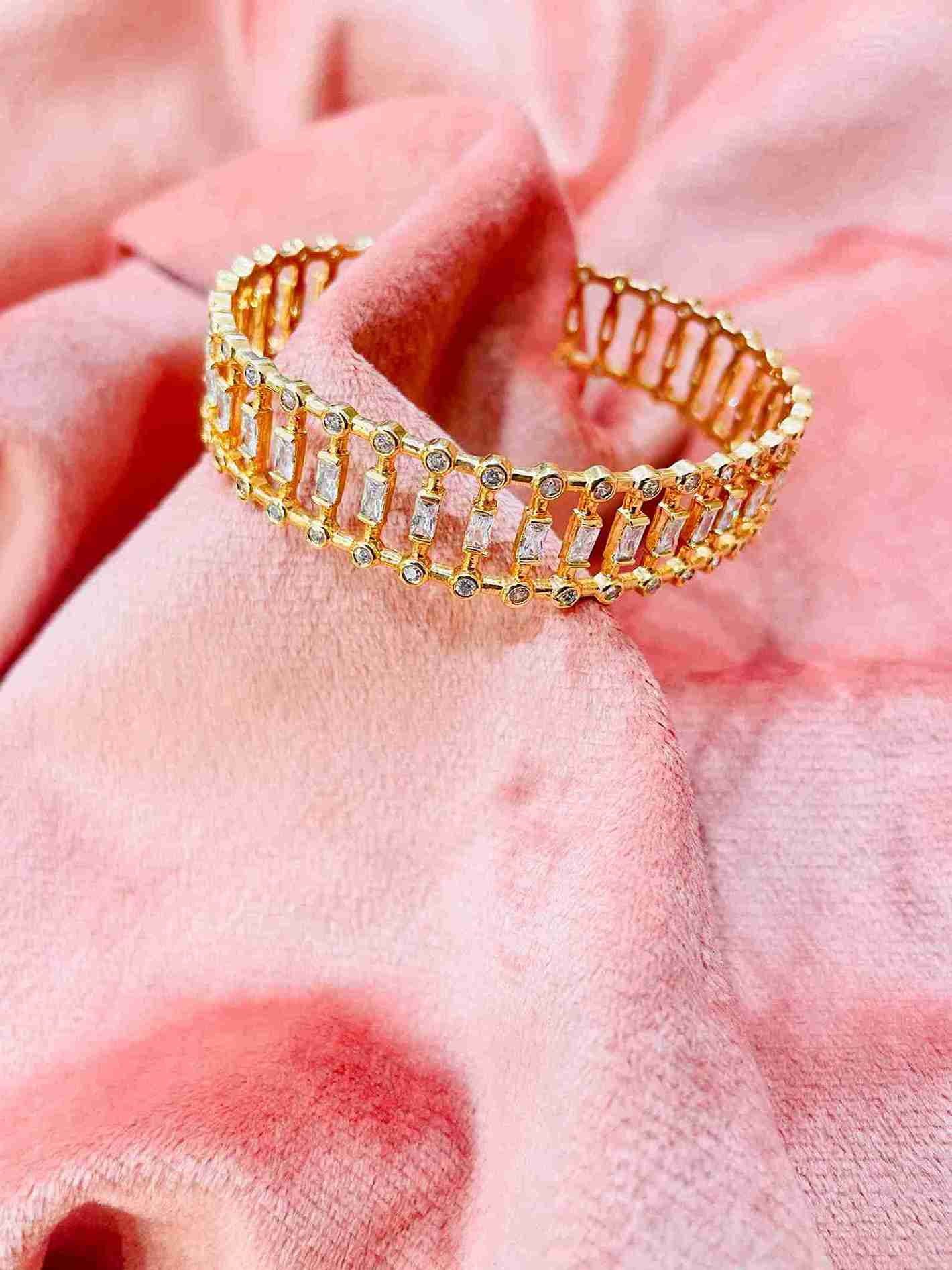 1 AMELIA ROSEGOLD BRACELET image 0