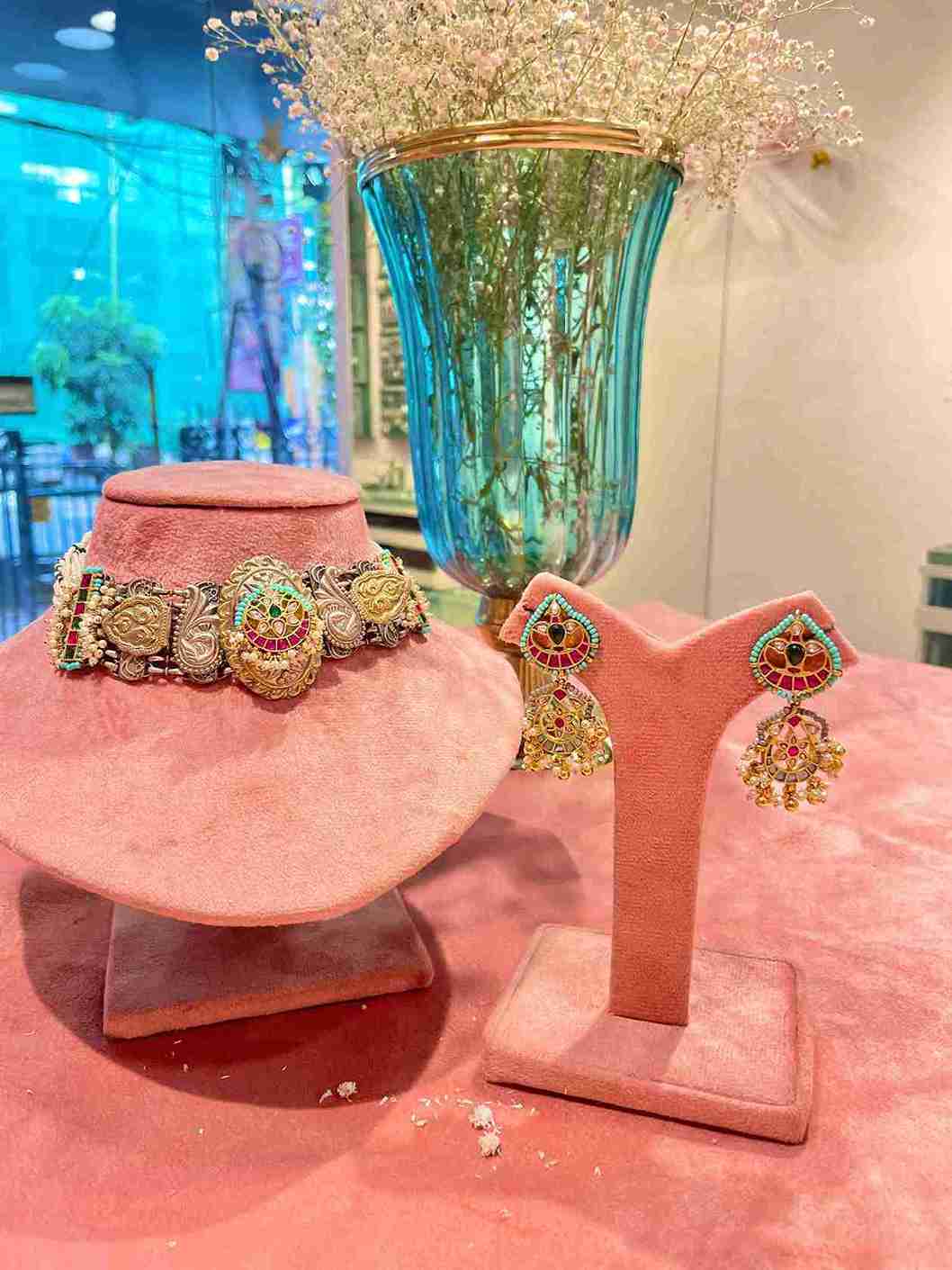 JUHI PURE SILVER THAPA KUNDAN SET image 0