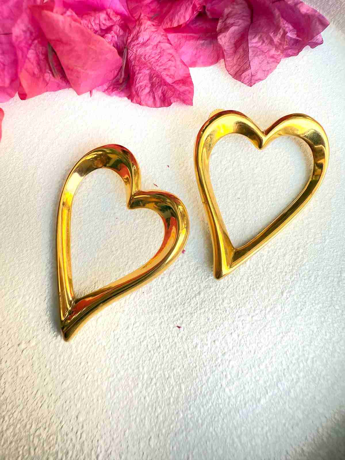 HEART BIG STUD image 0