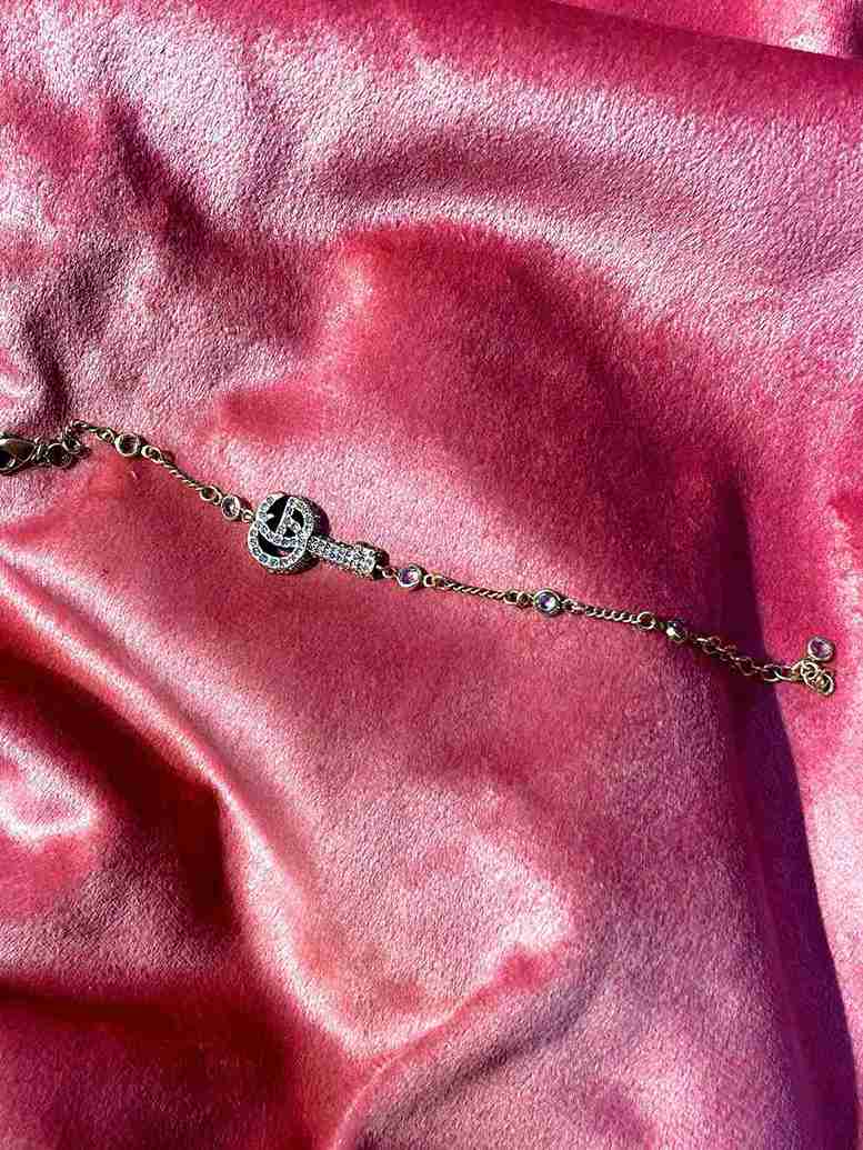 GUCCI KEY BRACELET image 0