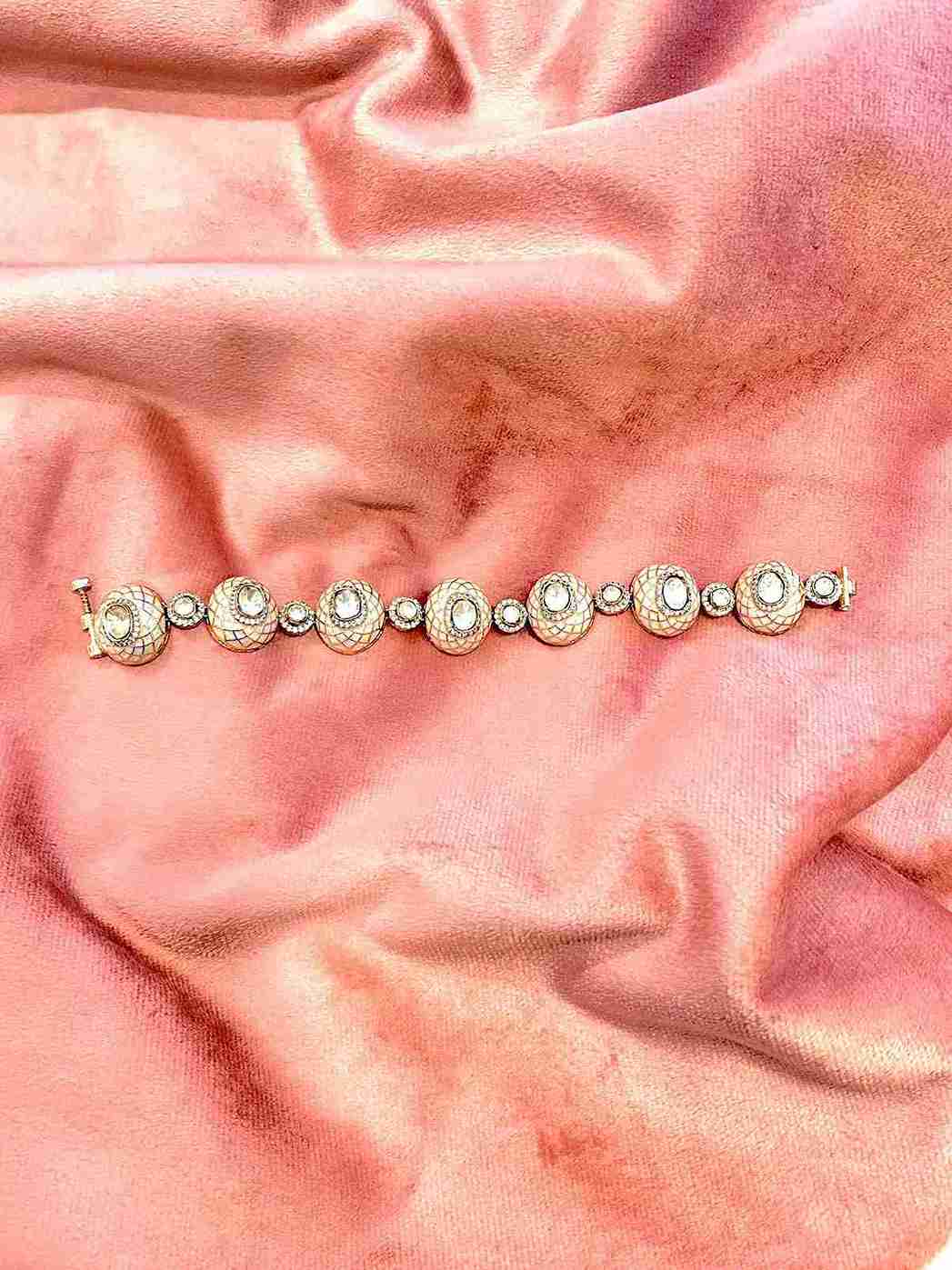 JIVIKA POLKI BRACELET image 0